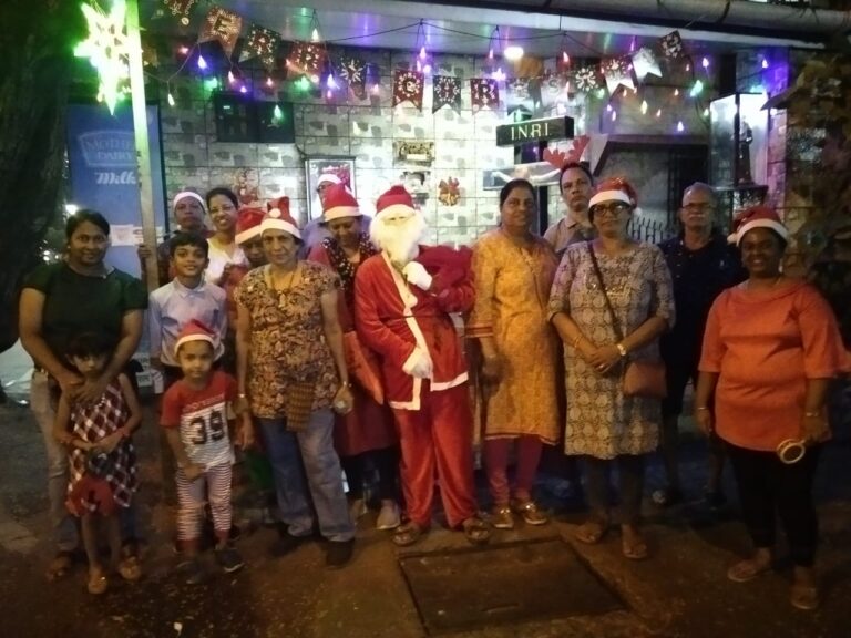 Christmas Carols (1)