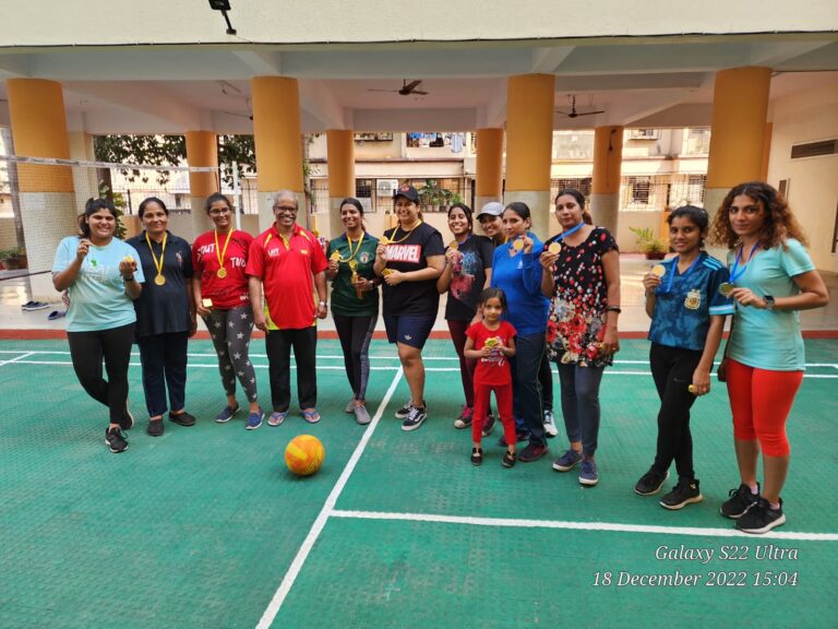 Womens Throwball (1)